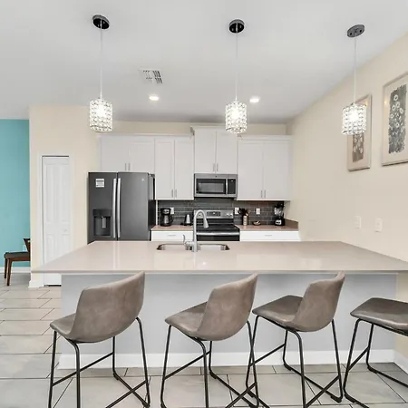 780Pb Luxury 5Bd Home